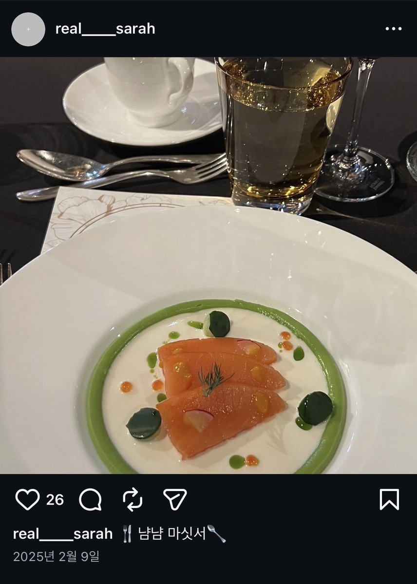 hyeseonhan43542's tweet image. 사라킴 인스타 말투 존나 커엽고.. 나를 위한 선물이라고 인스타에 올린 다음 “청담여신”계정에 얼굴 합성해서 재판매할 거 생각하니 웃기고