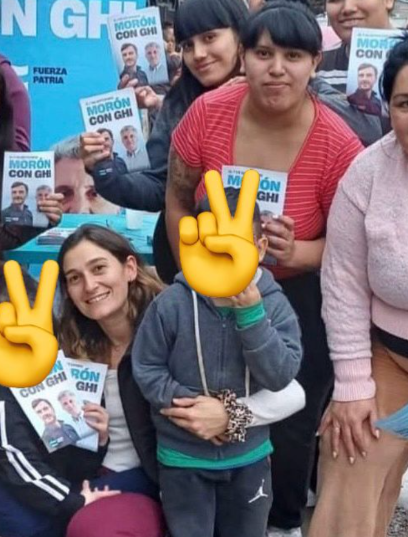 La extorsionadora del militar suicidado en la Quinta de Olivos militaba a <a href="/LucasGhiOFICIAL/">Lucas Ghi🇦🇷</a> y trabaja en el sector de seguridad del Municipio de Morón🚨🔥