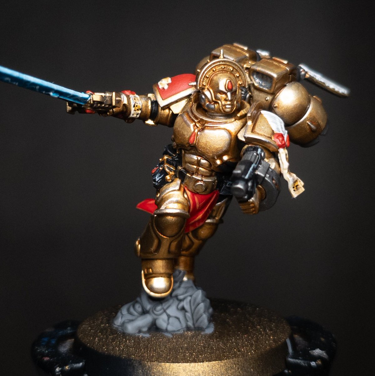 VASART0325's tweet photo. 이 얼굴도 슬슬 멋져 보이는게 레전드 😂 

#Warhammer40k #spacemarine #BloodAngels #miniaturepainting https://t.co/S0y26SlDFK