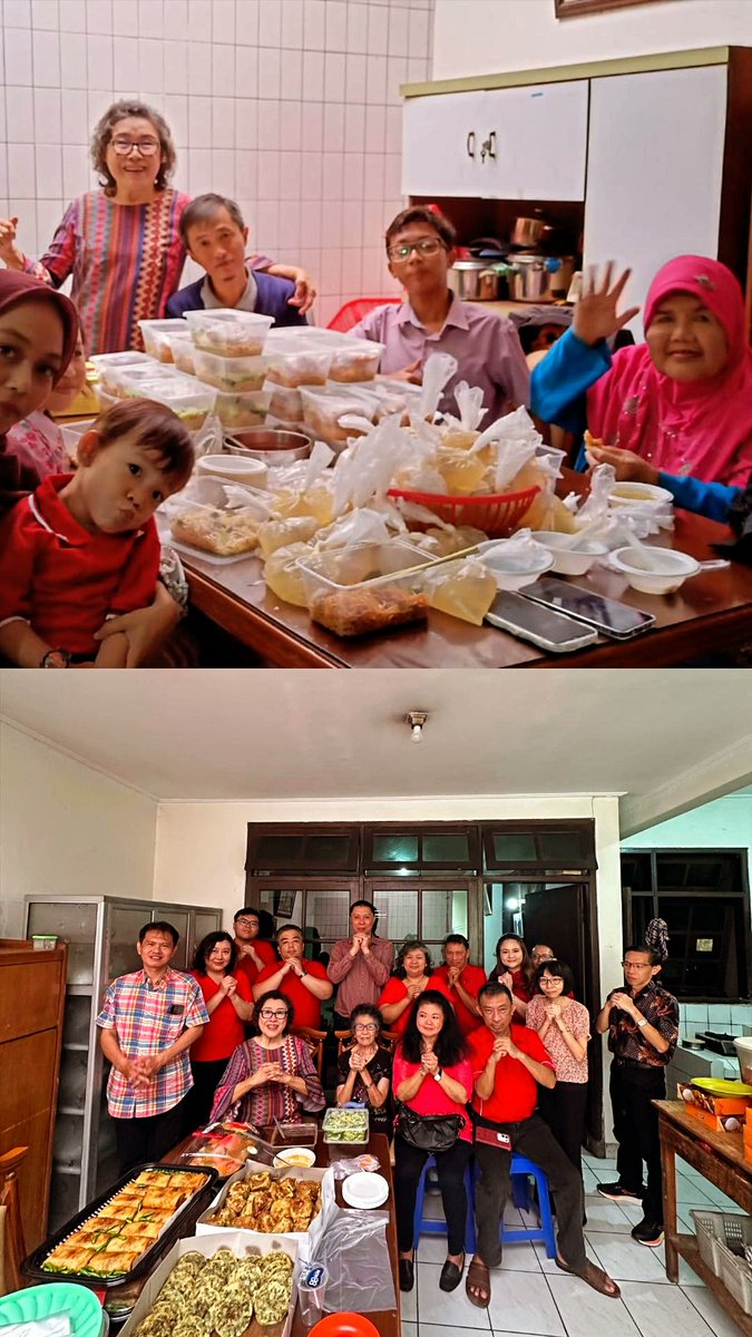 IfnamonicaS's tweet photo. Toleransi beragama alhamdulilah masih bisa dirasa setiap tahunnya walaupun papa udh gaada kita masih bisa bersilaturahmi! Semoga selalu diberikan kesehatan juga berbagi dlm kebaikan ☺🥰 ada yg sama jg ga kalian satu keluarga berbeda agama tp tetap saling menghormati? https://t.co/dXYFSYuPvJ