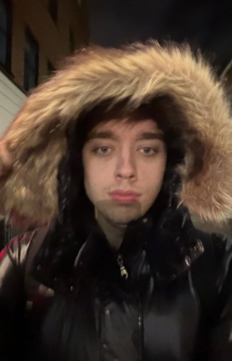 Laiys updates tweet media