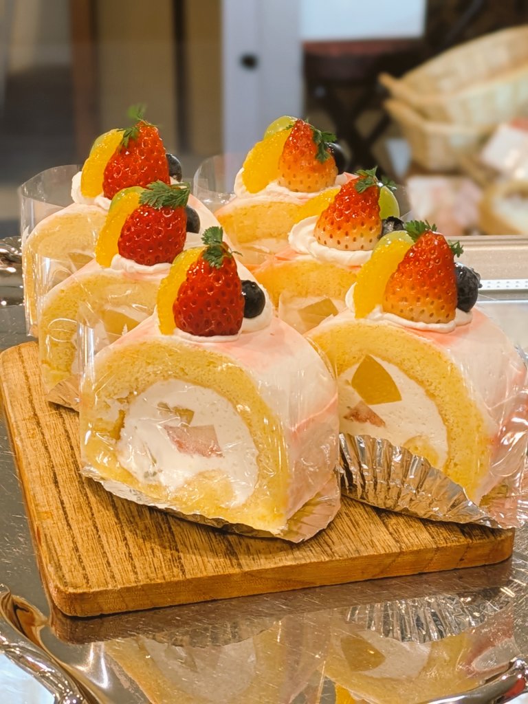 函館洋菓子ガトーフレーズ tweet media