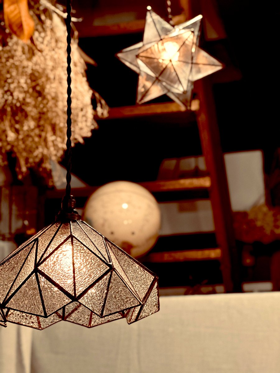 ステンドグラス モワノ𝚜𝚝𝚊𝚒𝚗𝚎𝚍𝚐𝚕𝚊𝚜𝚜 𝚖𝚘𝚒𝚗𝚎𝚊𝚞