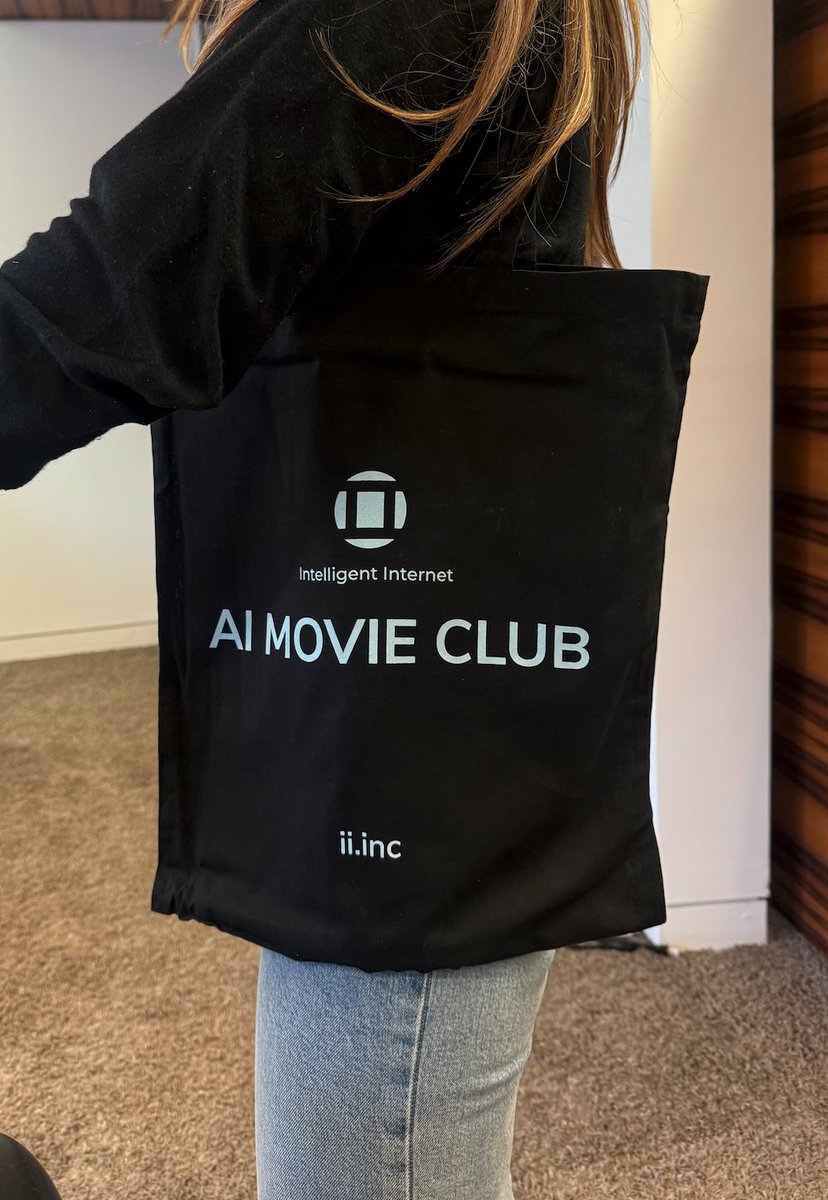 Intelligent Internet tweet media