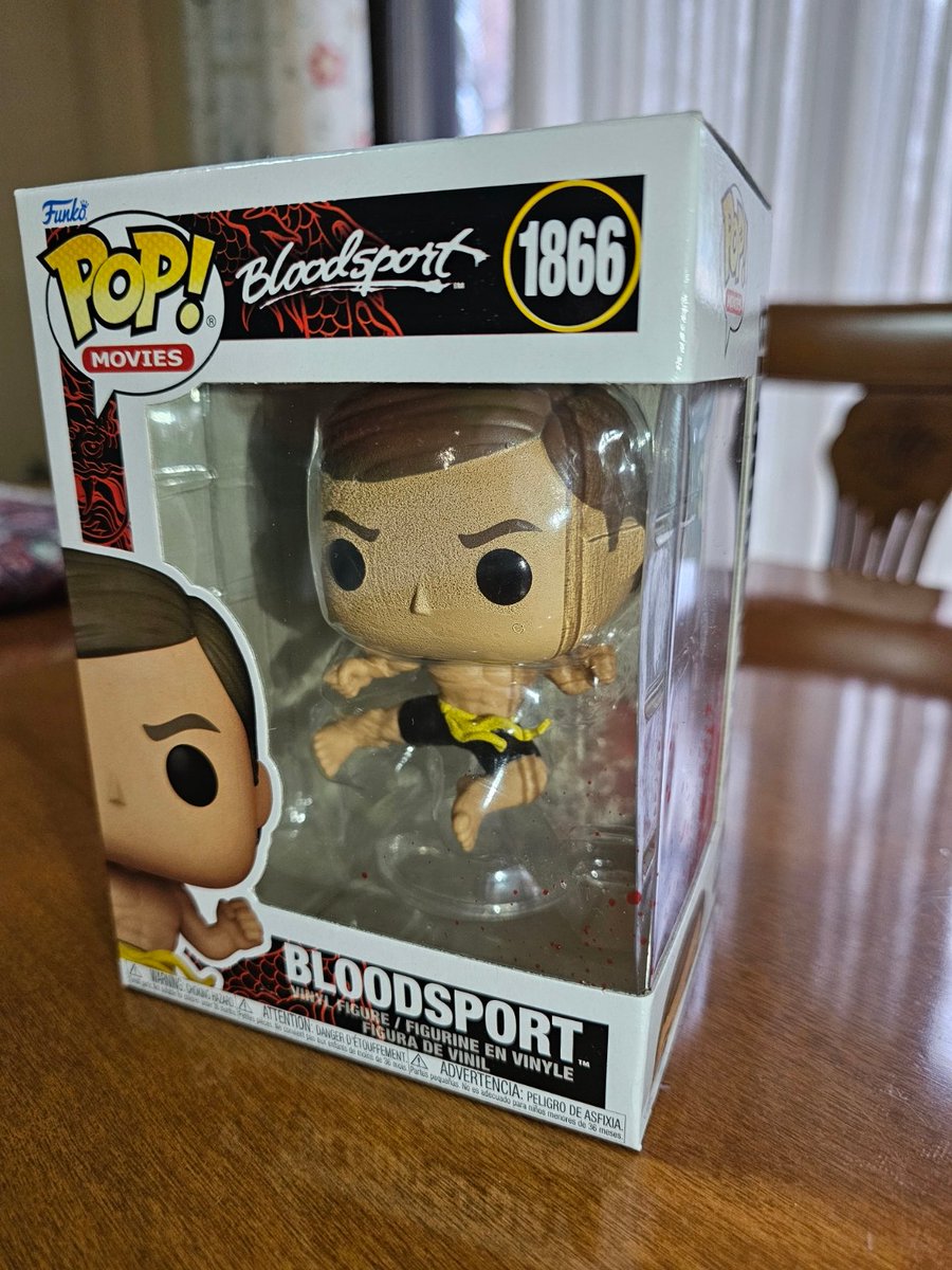 alberto_knu's tweet photo. Hoy he colocado en la estantería a Van Damme (Bloodsport) y me ha vuelto la imagen de Chong Li como mi primer “final boss” fuera de los videojuegos.

¿Cuál fue tu “final boss” del cine? #Bloodsport #VanDamme https://t.co/byF6XJ89t2