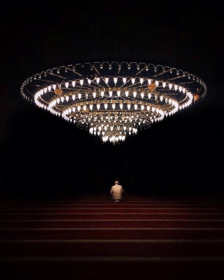 "Sakın ümit kesenlerden olma."
 
 |Hicr, 55