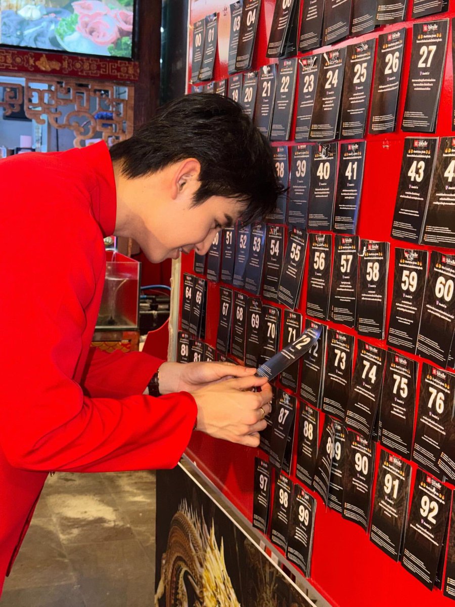 JahomeOfficial's tweet image. [IG] ♡ Instagram post update

jjaajaaaa : 祝你春节快乐，幸福安康🧧

#JaPhachara #จาพชร
#TeddyJa #HoneyJa