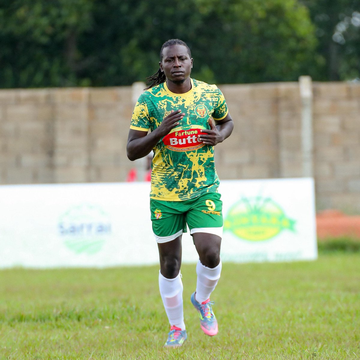 Muhangi Clinton tweet media