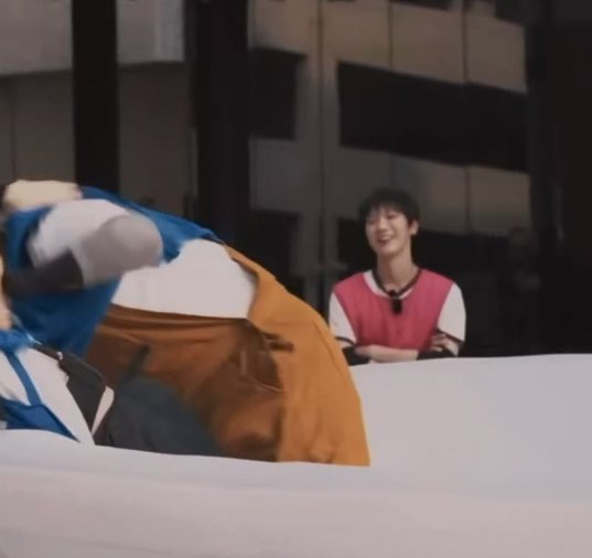 ชั้นเห็นน้องเตนล์  5555555