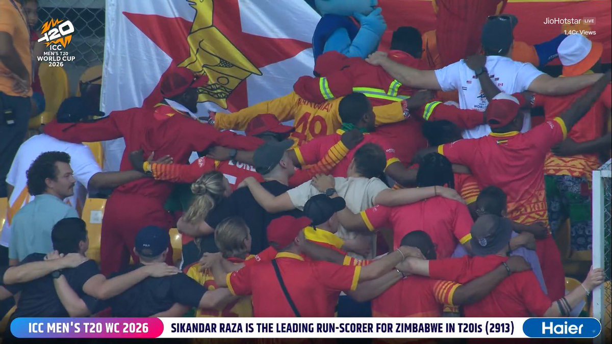 Zimbabwe fans celebrating Zimbabwe’s entry into the Super 8. 🥹❤️