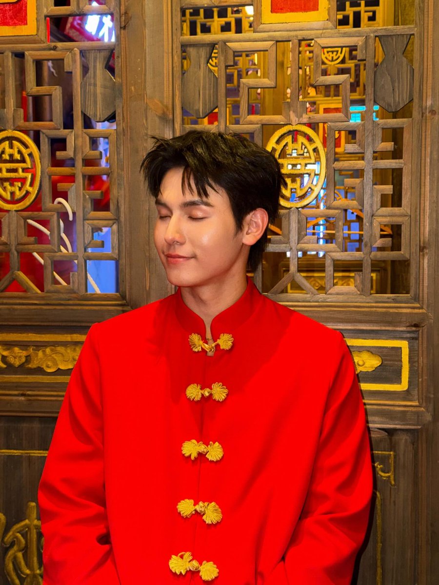 onlyjaphachara's tweet image. IG Post: jjaajaaaa

祝你春节快乐，幸福安康🧧

#JaPhachara #จาพชร #TeddyJa #HoneyJa