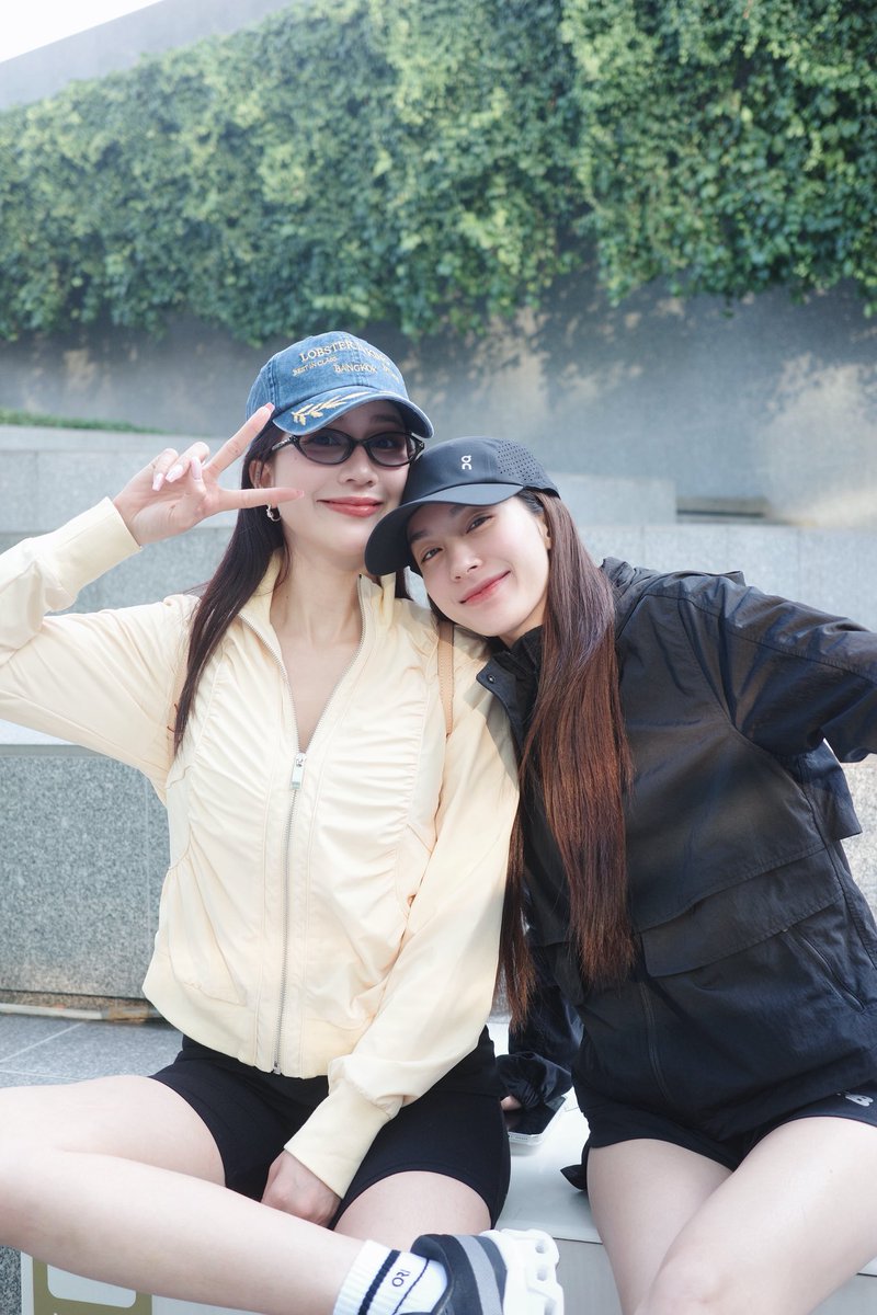 conversation_tl's tweet photo. ออกกำลังกายเติมหวานกันดีกว่า 💋

จิ้มเลย ใครยังไม่ได้ออกกำลังกาย  🫣
https://t.co/pzPClmYeoh

#ConversationThailand 
#Enjoyyotdr 
#Junenannirin 
#EnjoyJune #เอนจอยจูน https://t.co/4jYhWZNJjR