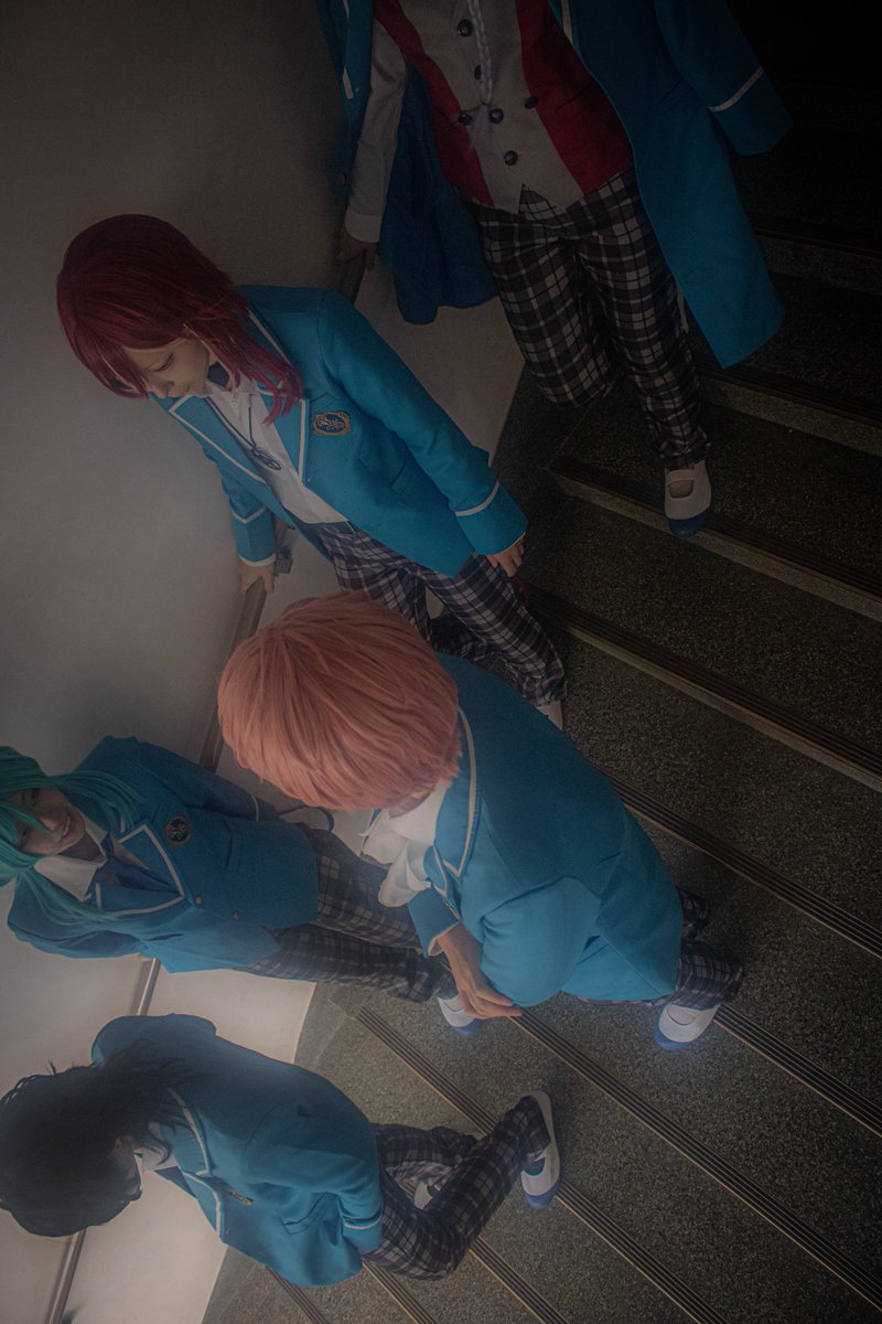 r_emo_c's tweet image. 奈落の底へ