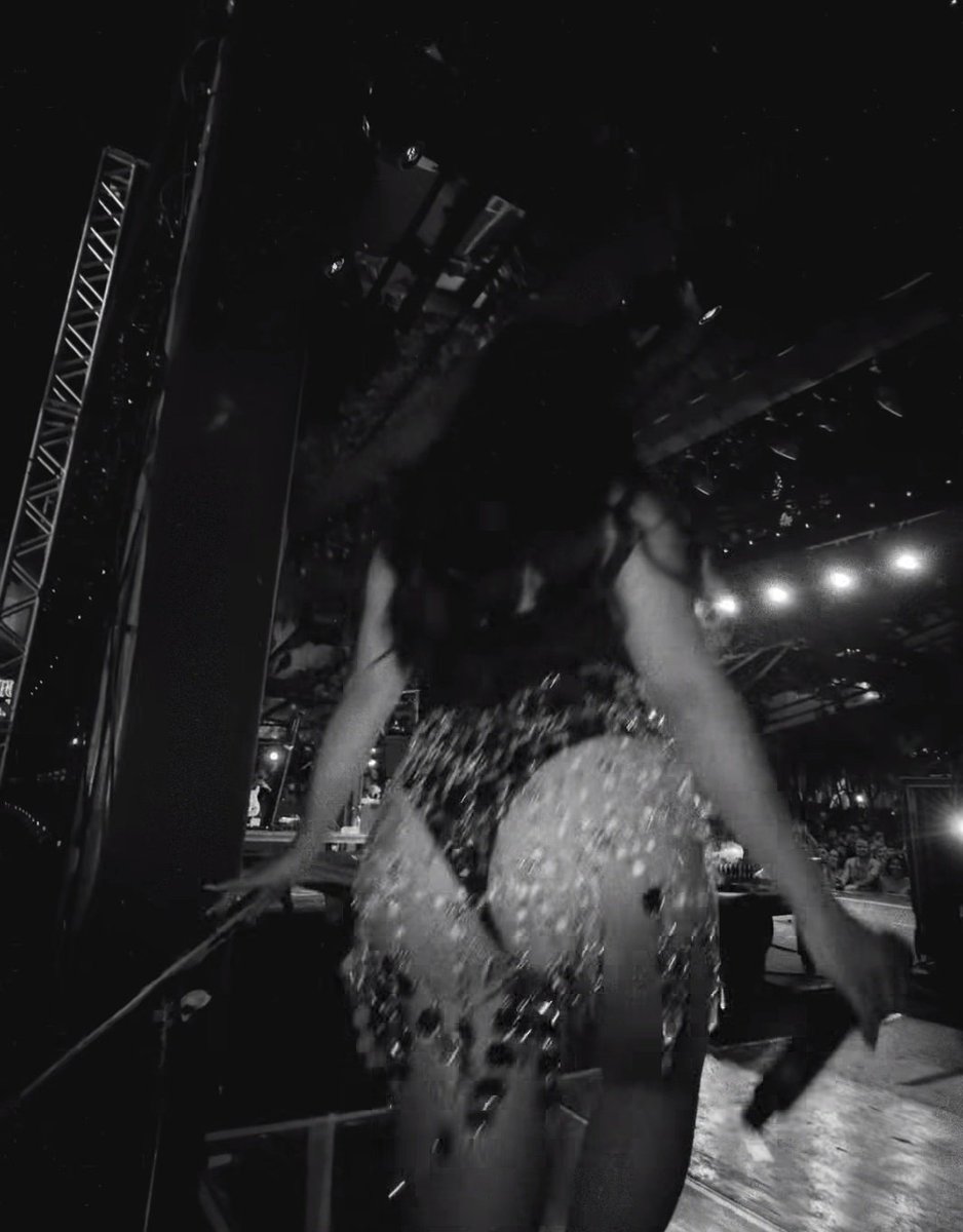 Simplesmente Lauren Michelle Jauregui, meus amigos