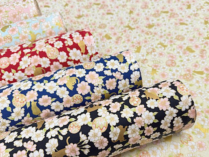 春の新作はこちらの生地の予定です🐱🌸
お楽しみに❣️