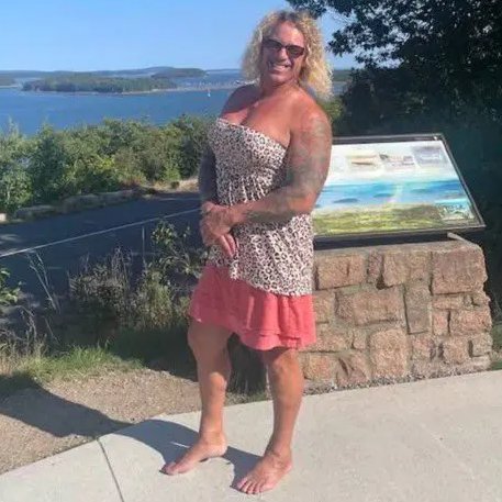 visegrad24's tweet photo. 🇺🇸 A transgender father, Robert Dorgan, shot his wife, three children, and a family friend, due to a family dispute, during a high school hockey tournament in Pawtucket, Rhode Island, USA.

The transgender shooter died of a self-inflicted gunshot wound.

Two people were killed, and three remain in critical condition at a hospital.

The 56-year-old man had a history of severe mental health issues. Dorgan’s ex-wife had filed for divorce, citing “gender reassignment surgery, narcissistic traits, and personality disorder.”