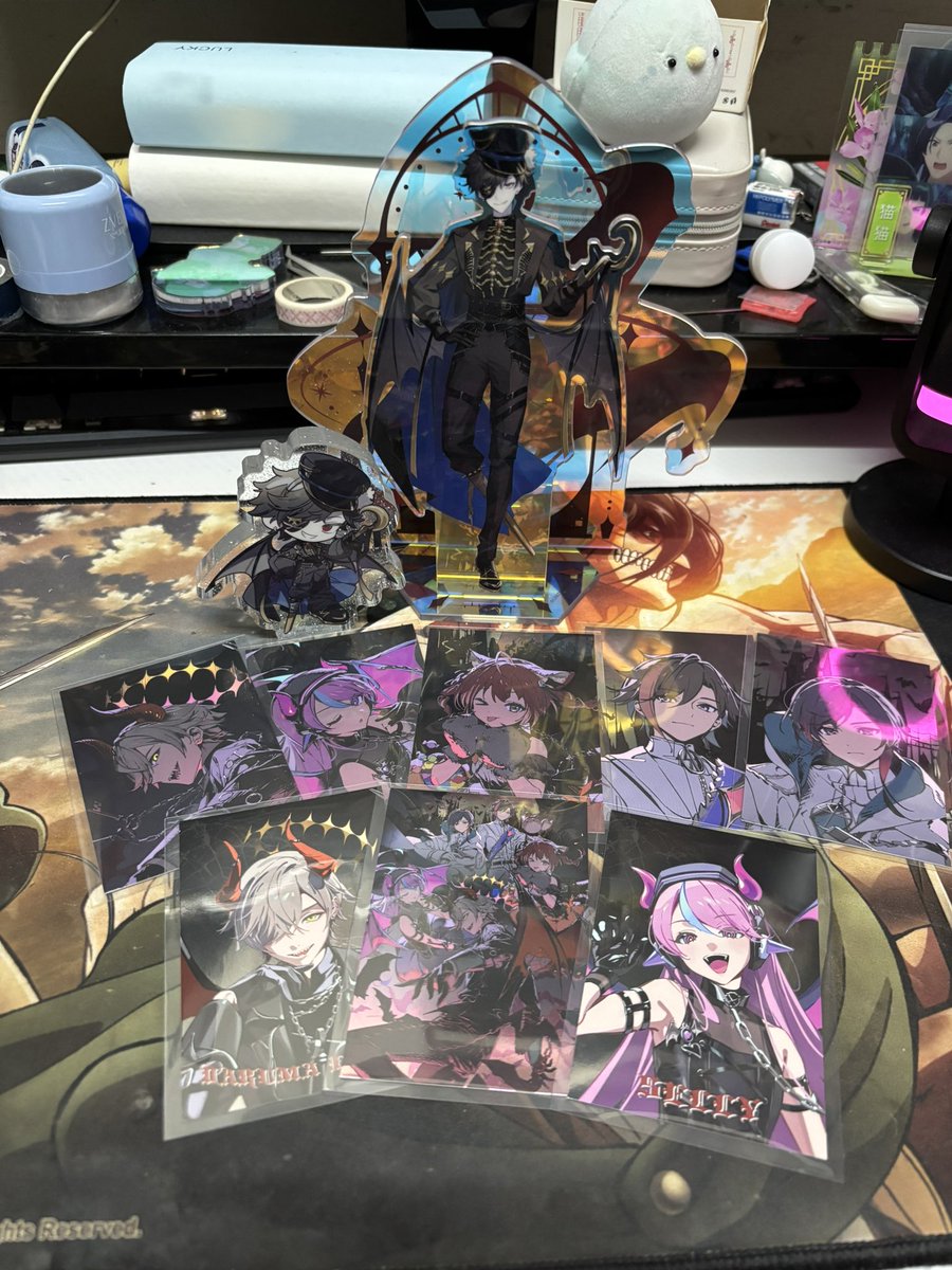 大勝利！等了那麼久的萬聖節終於來了！！天啊真的好美喔～～有點後悔沒有抽mondo 那池了哭之後去社團找找看🥹