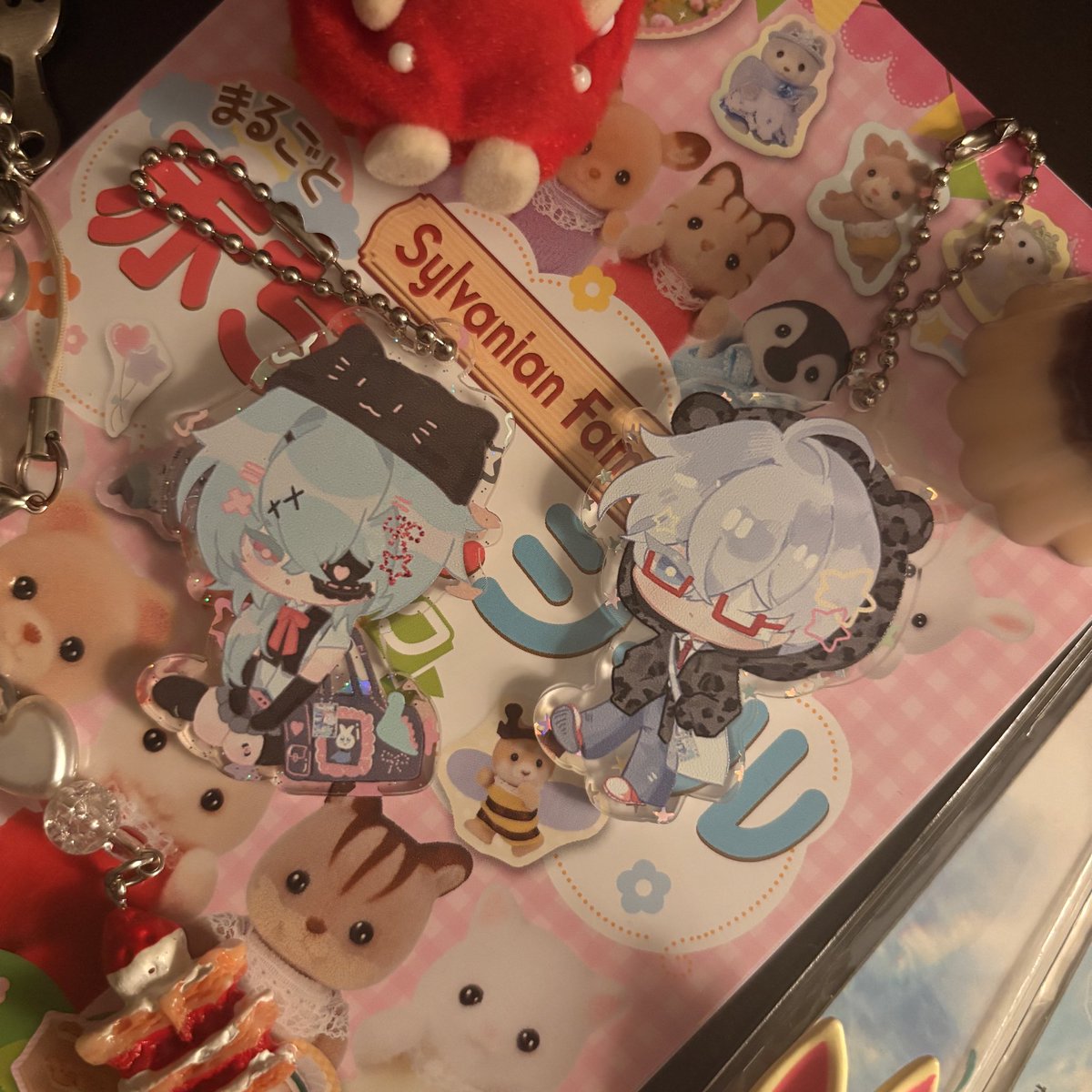 poachedpeche's tweet image. #phainaxa goodies for #cq9 🍎