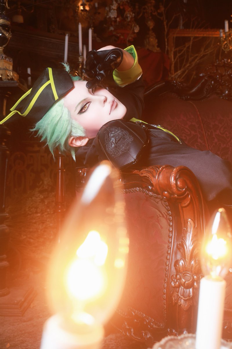 Cosplay / twst      Sebek  Zigvolt

目眩く
#twstコスプレ
#nanase_cam