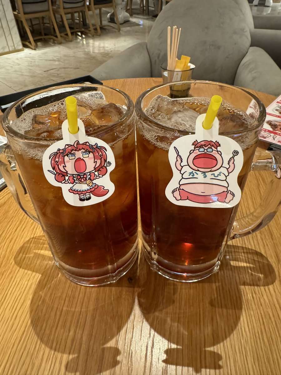 恭ちゃんとカルビのコラボカフェ行ってきたぞ！ 飲み物とハンバーガー