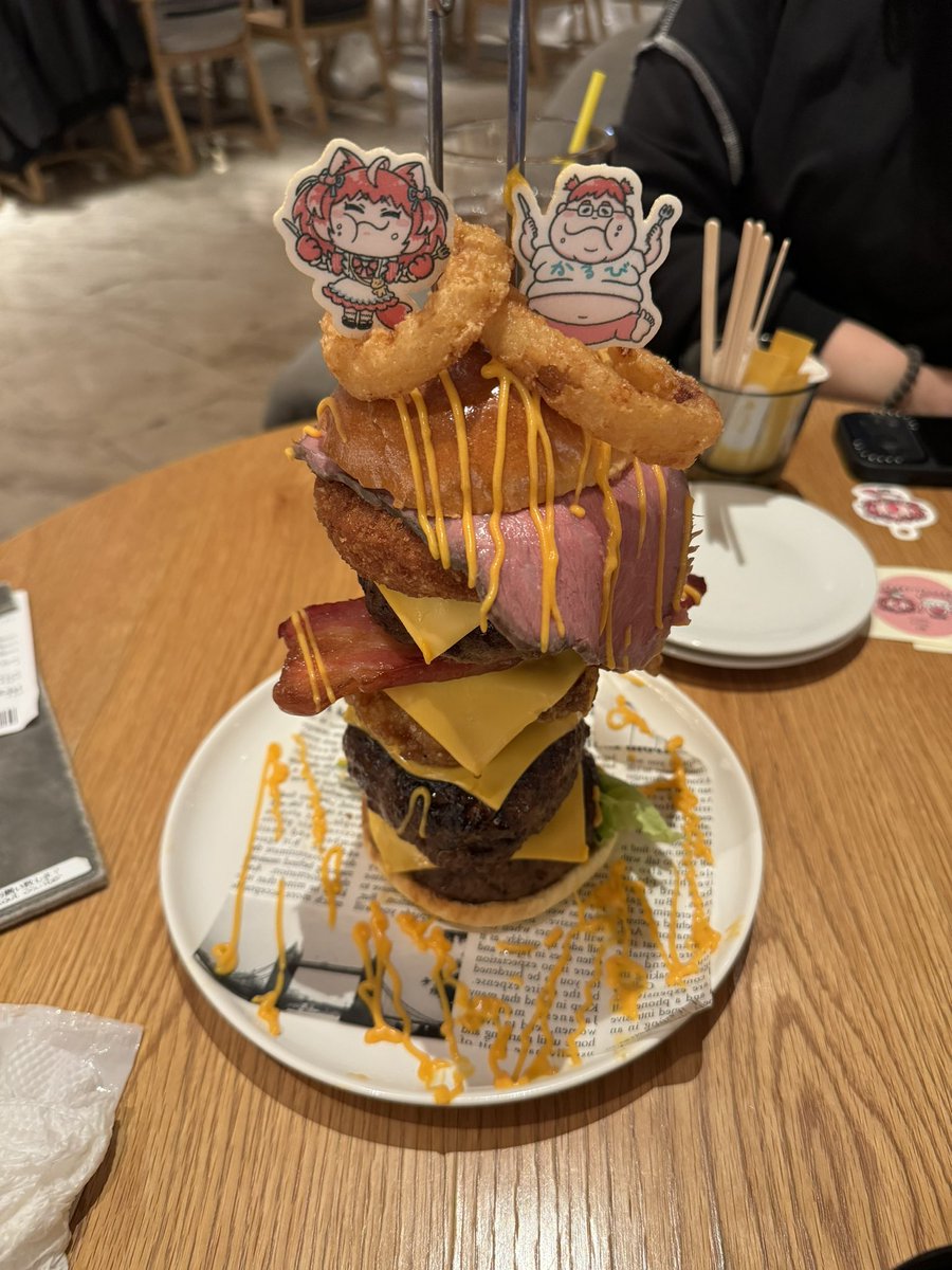 恭ちゃんとカルビのコラボカフェ行ってきたぞ！ 飲み物とハンバーガー