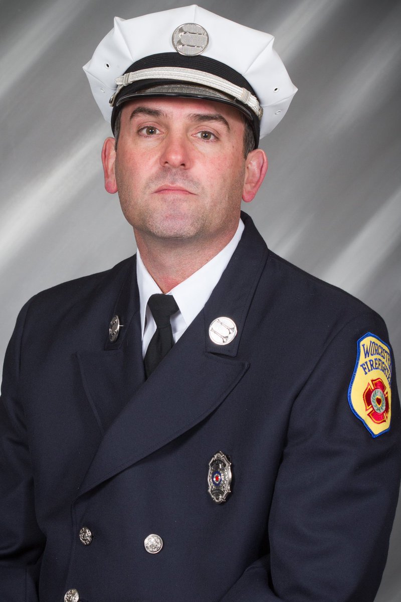 Worcester Fire Dept. tweet media