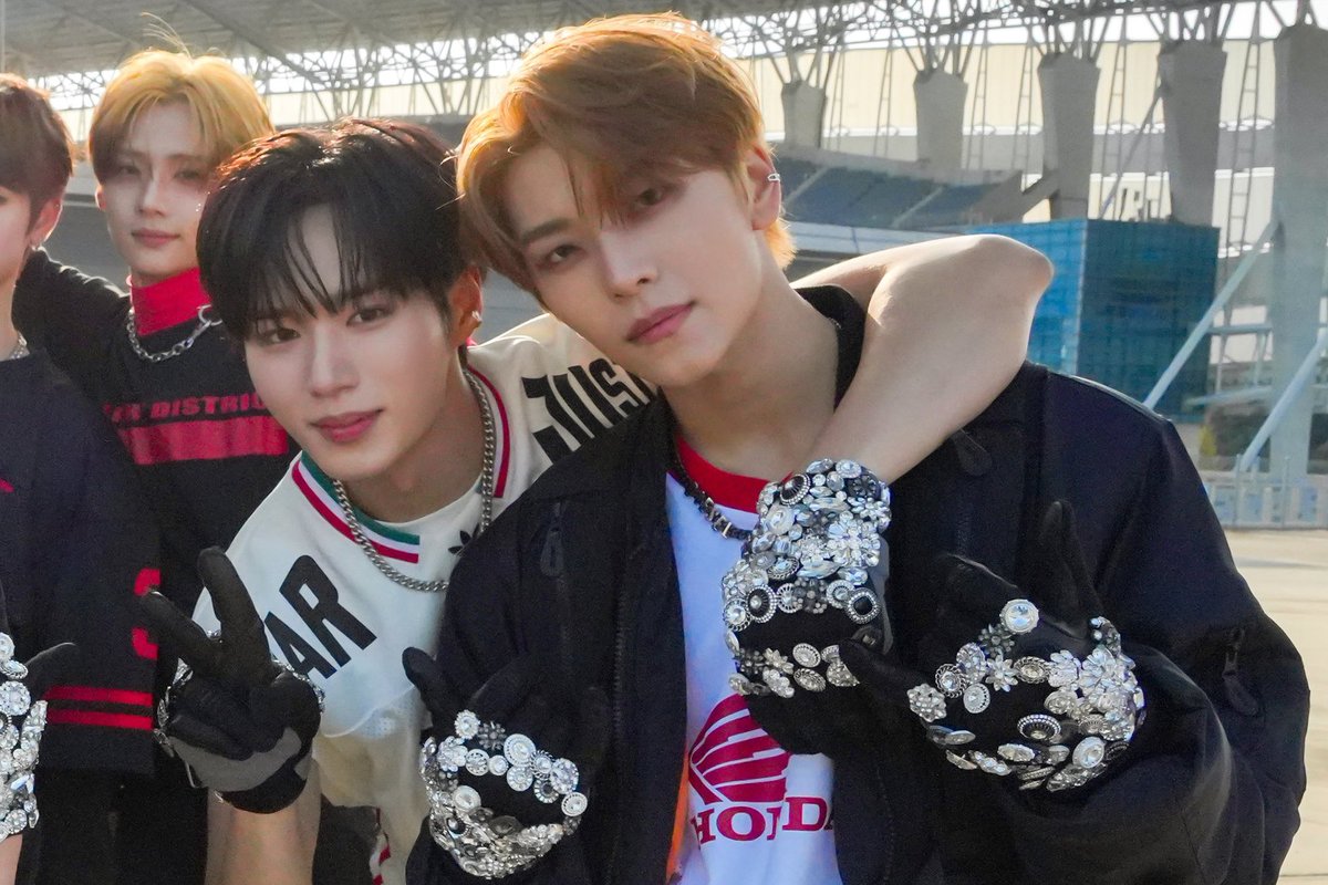 ヘンロンズってジュンソが弟シンロンを可愛がってる時もあれば