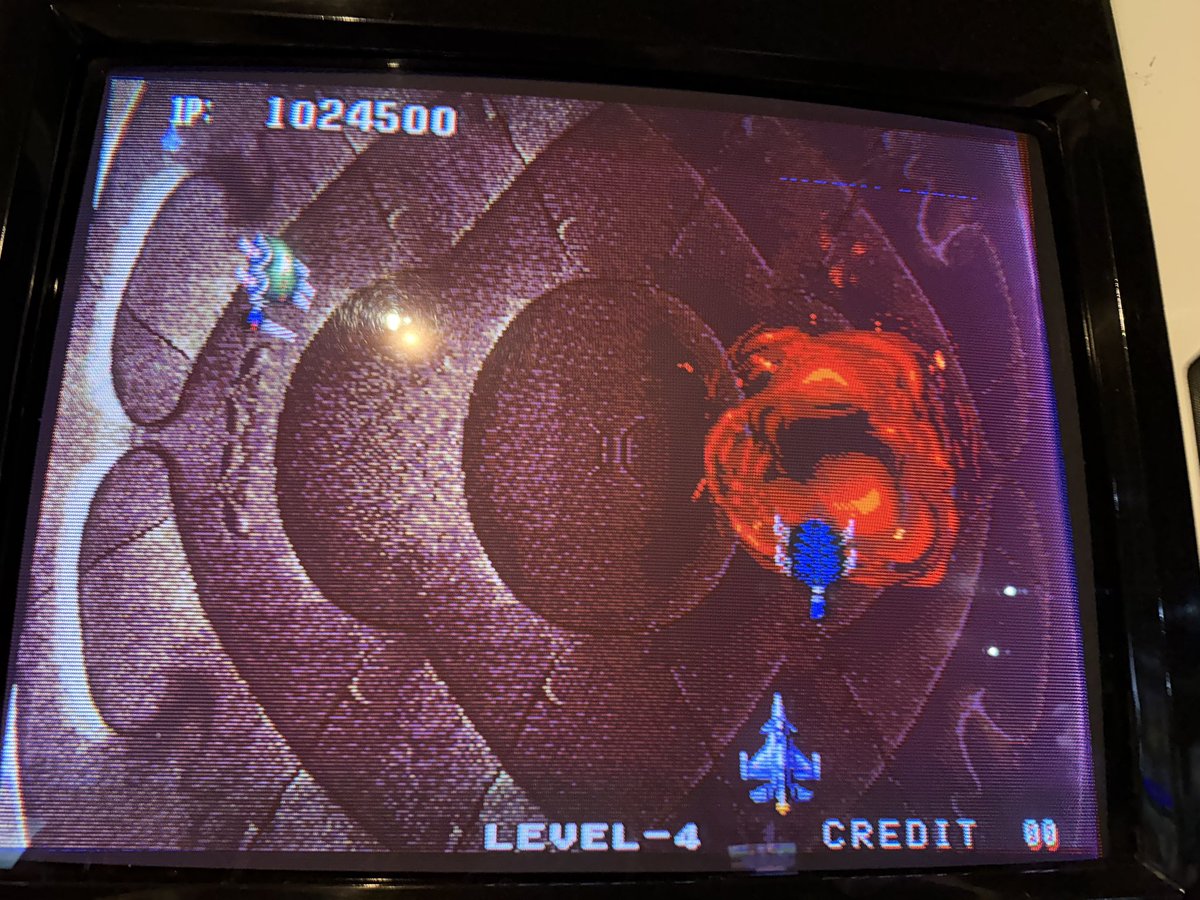 8)ソニックウィングス2/緋炎(2-1まで) 久々にボムをちゃんと使い切って