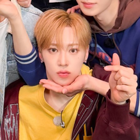 쒱 tweet media