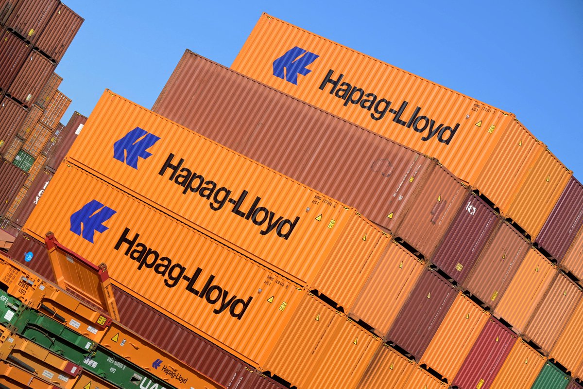 Breakingviews's tweet image. Shipping strains put Hapag on pricey M&amp;amp;A route - tinyurl.com/5235pnm9
