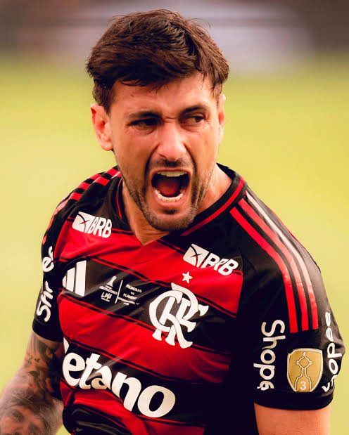 oarthurzinhofc's tweet photo. A melhor janela de contratação da história do Flamengo. 

Muito difícil repetir tal feito. https://t.co/56sbM2LLga