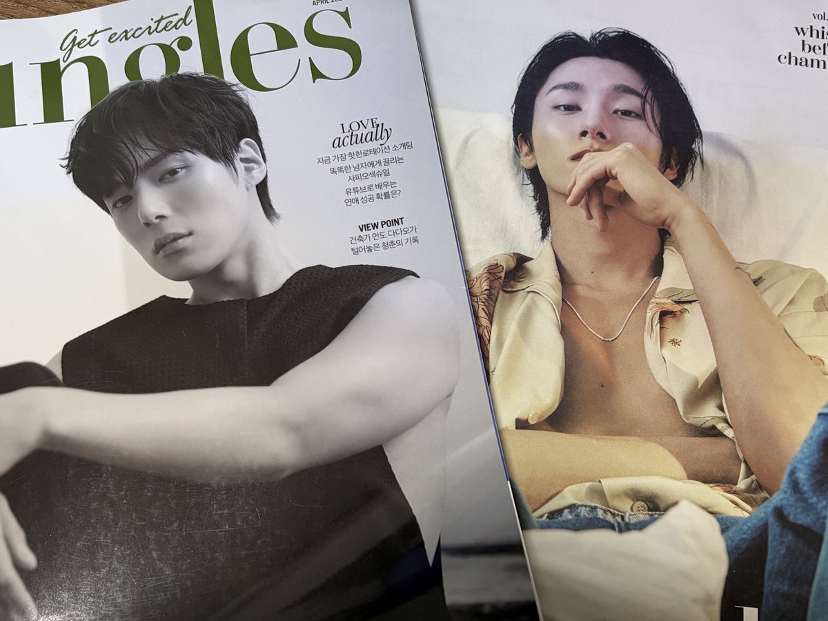 MX_0000FF's tweet photo. 집 정리하다 마주한 변색되어버린 내새꾸들…
아…. 원래 색이 위였는지 아래였는지 조차 ��르겠네 https://t.co/zGTR84IaUY
