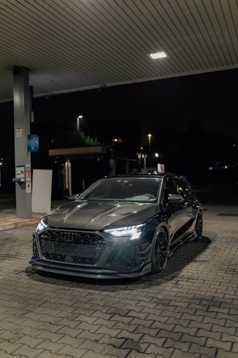 Only Audi tweet media