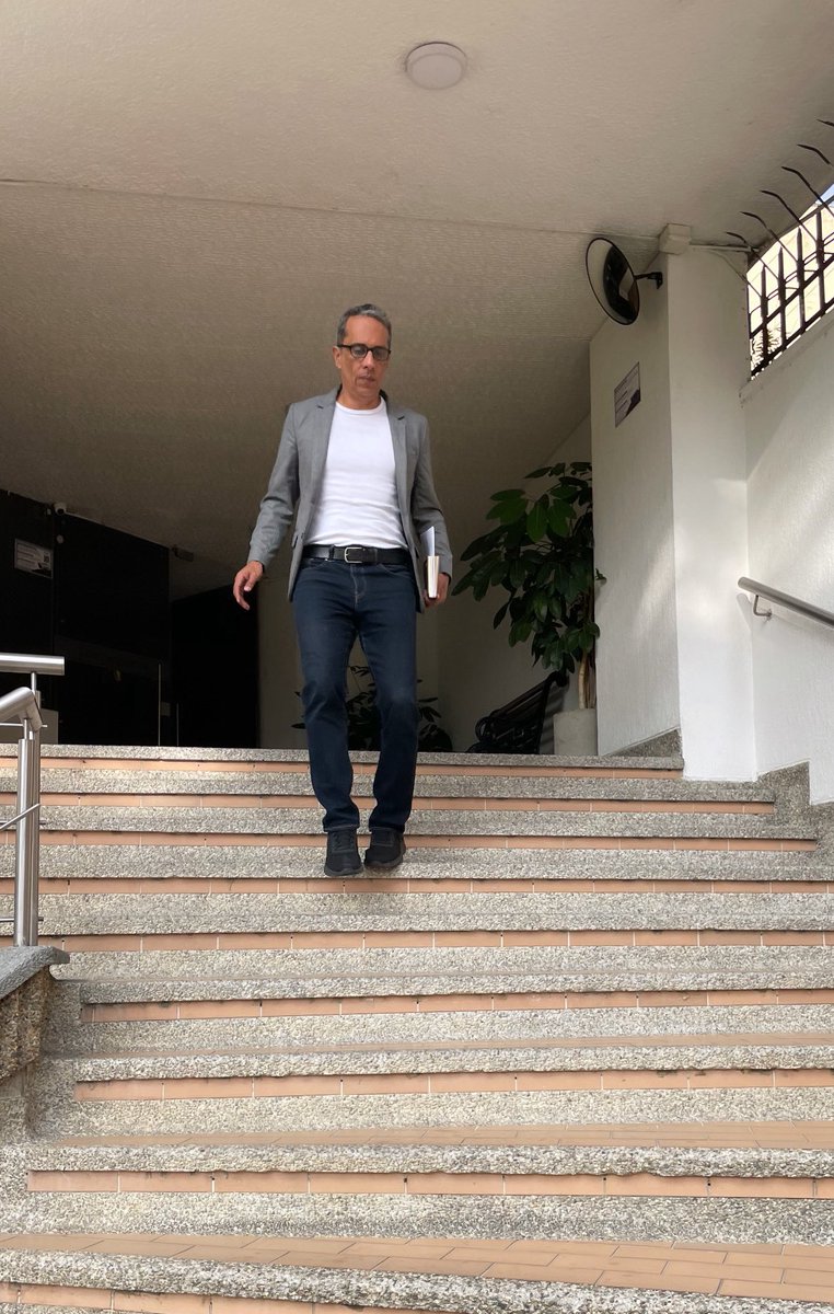 Destino, la <a href="/FiscaliaCol/">Fiscalía Colombia</a>. Porque la mafia no se controla sola: 3ra jornada intensa con el Grupo Anticorrupción. <a href="/AlcaldiaBGA/">Alcaldía de Bucaramanga</a>