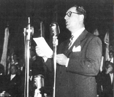 “Queremos una Argentina socialmente justa, económicamente libre y políticamente soberana”

Juan Domingo Perón 🇦🇷