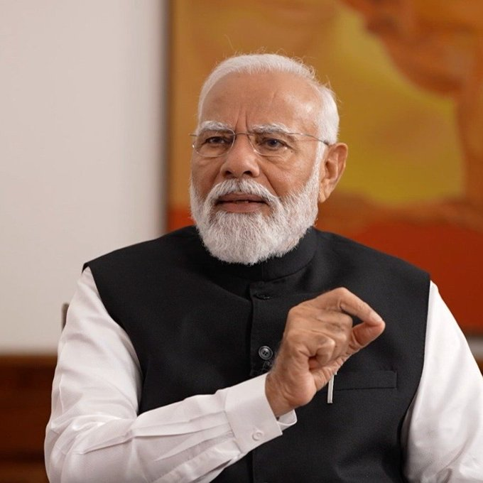 "भारत को दुनिया की टॉप तीन AI सुपरपावर में से एक होना चाहिए"
ANI को दिए इंटरव्यू में प्रधानमंत्री नरेंद्र मोदी ने 2047 का विजन बताया

#AI #ArtificialIntelligence #AIImpactSummit