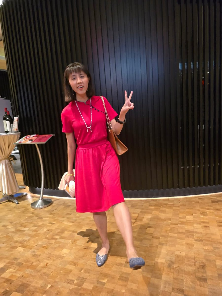 HuiPingFoo1's tweet photo. 马力马力🐎。새해 복 많이 받으세요. 빨간 품. Red. Jade green. Gold and yellow. 大年初一。#马力马力 
#새해복많이받으세요 #빨간품 #red #大年初一 https://t.co/35cVUur6Zn