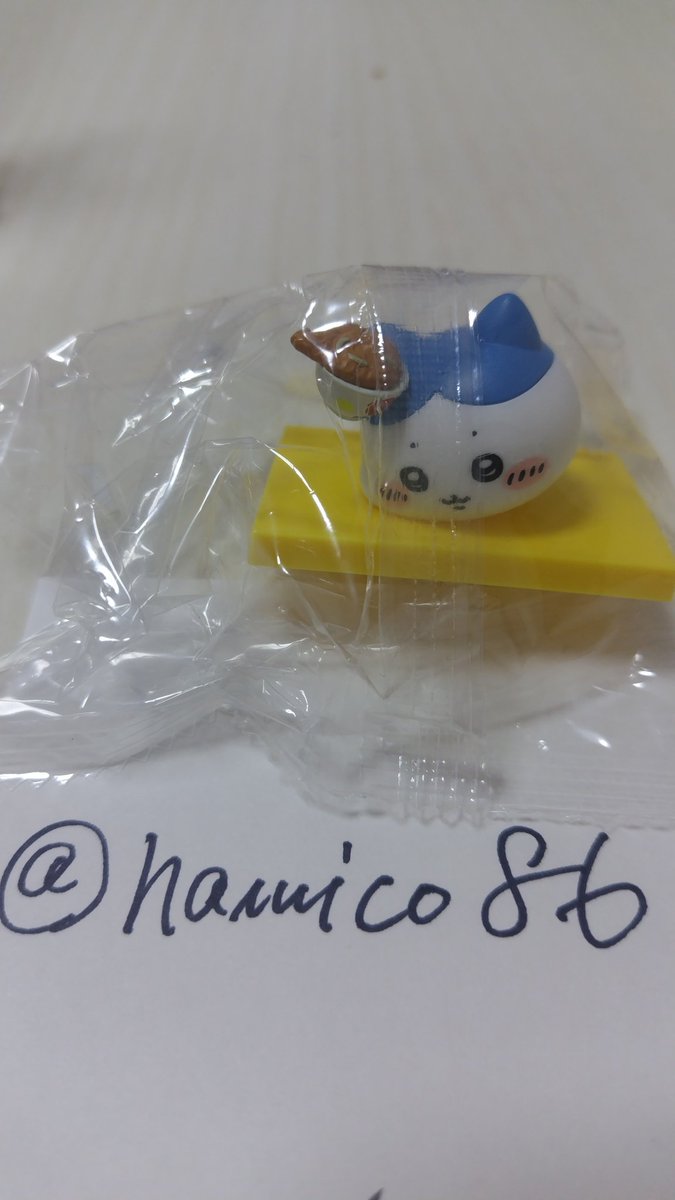 hamico86's tweet photo. @smkj_yuka621 検索から失礼いたします。
ハチワレを所有しております。
うさぎのキーホルダーと郵送にて交換いただくことは可能でしょうか。
よろしくお願いいたします。 https://t.co/fPmvQFVZqy
