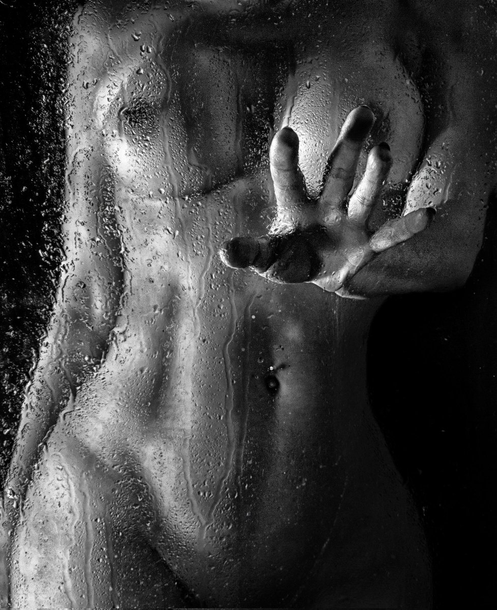 #sensuality #erotic #sexymodel #bnwphotography #boobs #walterbelfiore #nudeart