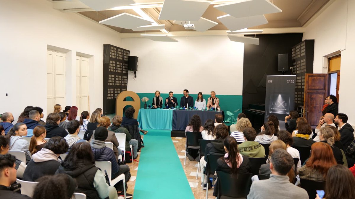 🔛Inauguración de la XIII Semana del Diseño de la Escuela de Artes. 

Se celebra hasta el 20 de febrero tiene el lema ‘Luxe: el valor de lo invisible’

El diputado <a href="/carlossanchezpp/">Carlos Sánchez</a> ha destacado la importancia de la marca Talento almeriense para impulsar y apoyar a los creadores