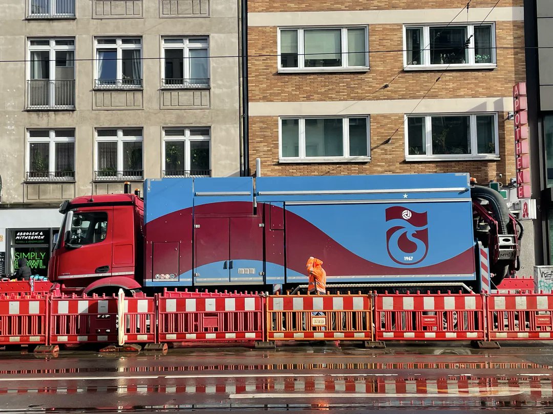 What is a Trabzonspor pumping wagon doing in Düsseldorf, Germany?