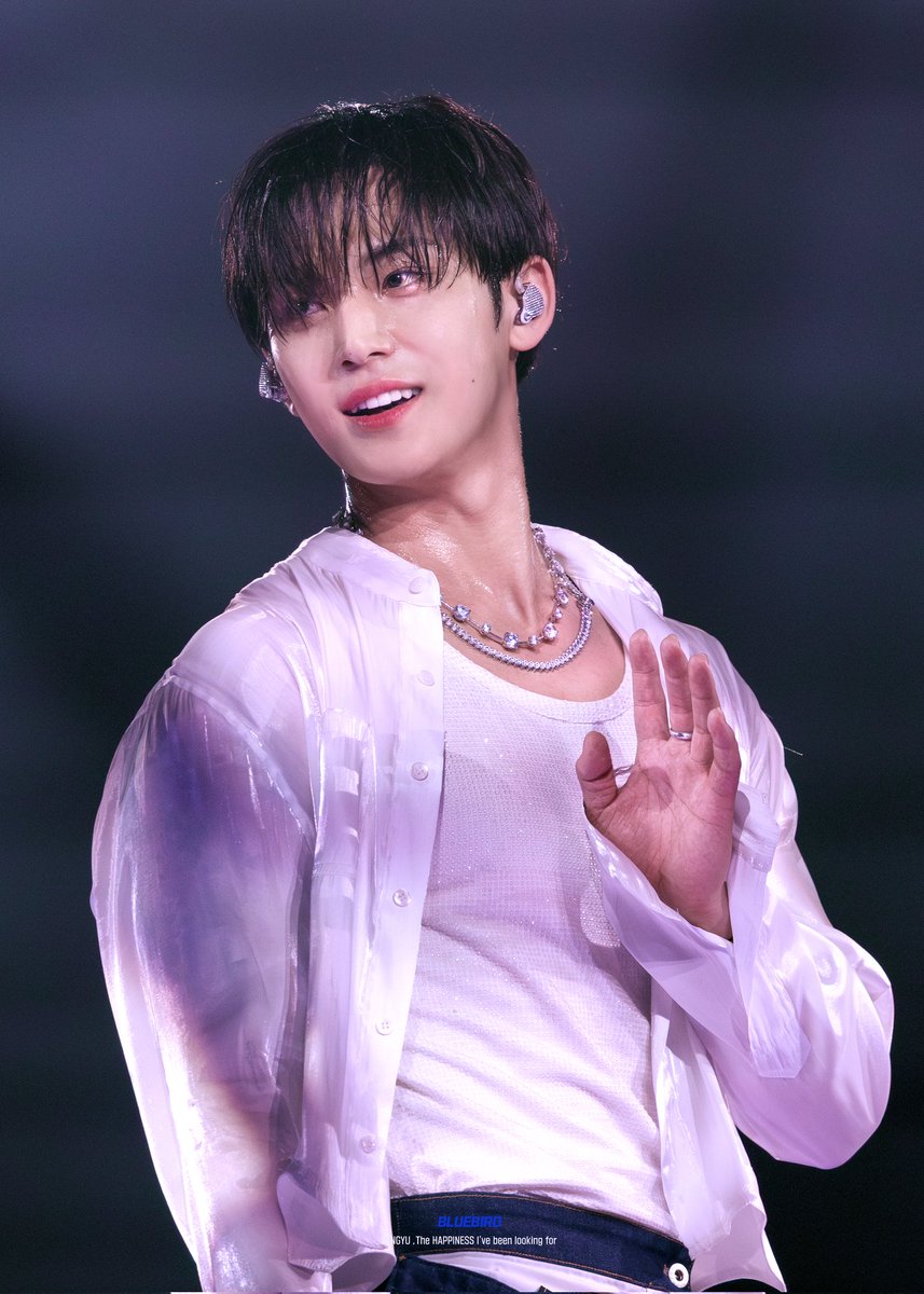 260213 CxM DOUBLE UP in BUSAN 

천사

#세븐틴 #SEVENTEEN #민규 #MINGYU #ミンギュ
#金珉奎