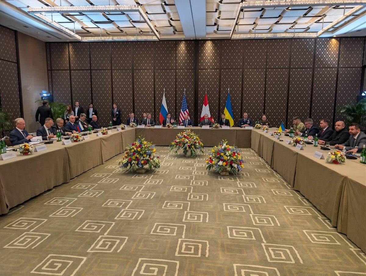 The next round of trilateral talks between Ukraine, Russia, and the United States began in Geneva.