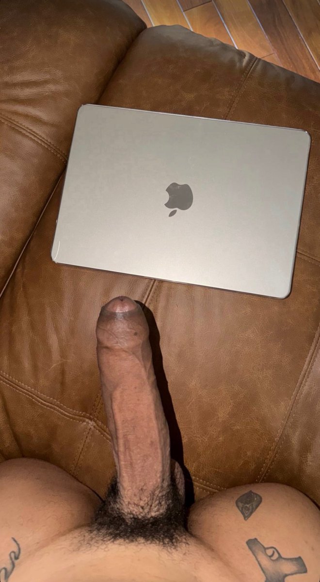 HUNG PAPI 🍆 tweet media