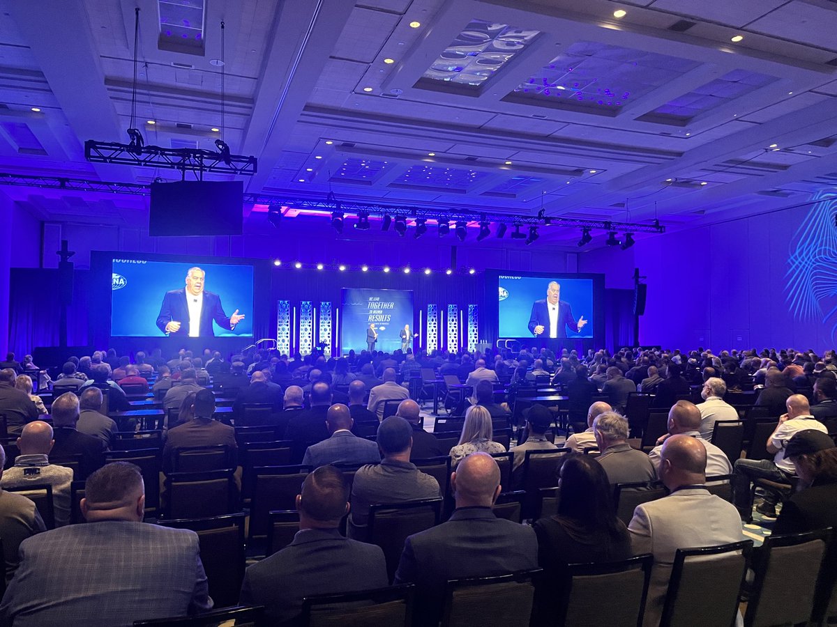 smartunionworks's tweet image. General President Michael Coleman and @SMACNA President Todd Hill are kicking off Partners in Progress 2026! 

Sheet metal industry leaders are gathering in Florida to secure the future of the UNION sheet metal trade. 

#PartnersInProgress