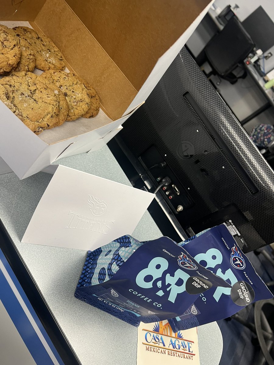 Thank you and good morning <a href="/Titans/">Tennessee Titans</a> Big fans of the the local treats at <a href="/FOXNashville/">FoxNashville</a>