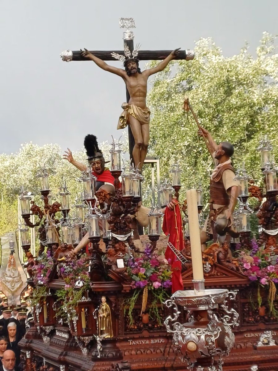 #MartesDeLaAgonía | El tiempo de Dios tiene sus misterios, pero no nos corresponde entender, sino confiar.

#HermandadAgonía #AGONÍAElnaranjo #CristoDeLaAgonía  #VirgendelaSaludCórdoba