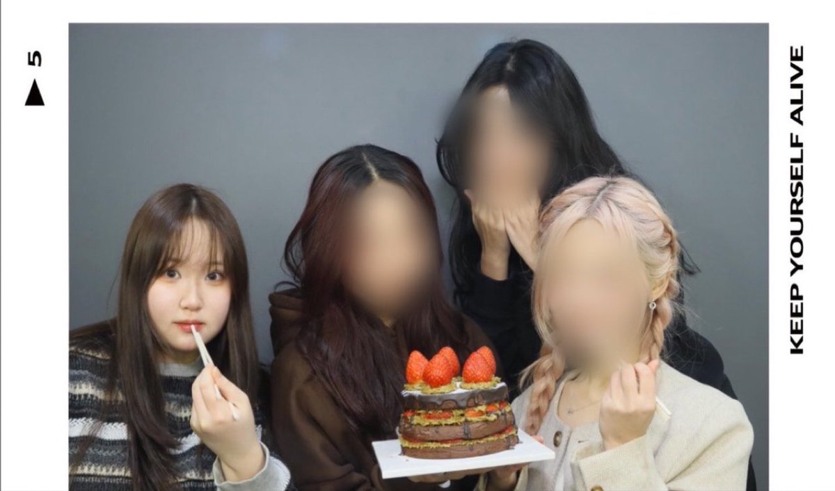 지난 주에 친구들이랑 두초생두쫀쿠 만들엇음
2022 2023에 이어 2026 포토이즘도 기록!!!