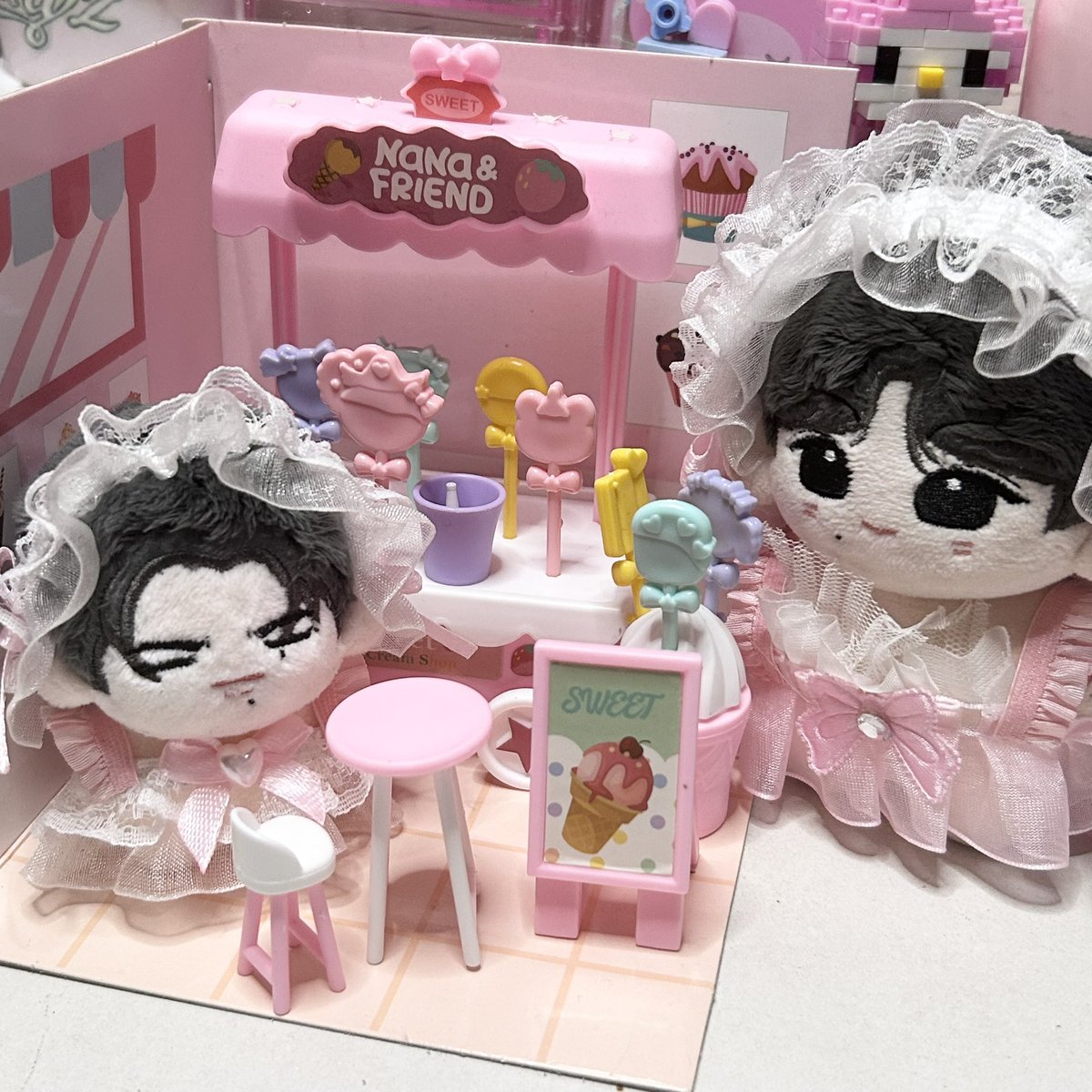 alys_corner's tweet photo. 🎀 {help rt} wts lfb deco dress
୨ৎ────୨ৎ────୨ৎ

[pre-order] 5cm doll clothes (garterized) 
     - hairdress &amp; dress set
     
     = 60 

can request other color ~

ʚ mop : gcash payo
ʚ mod : jnt , no rush shipping 

reply or dm “mine + 1 slot” to claim 🎀 https://t.co/H7w2i4QZin
