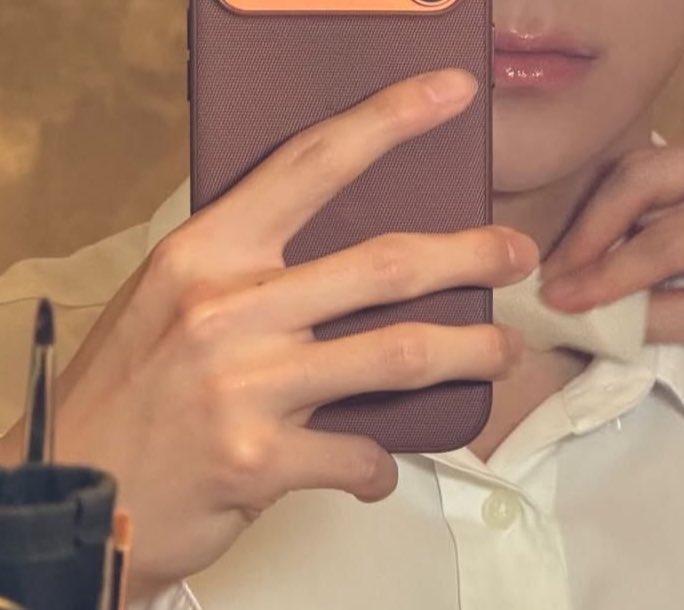 솔직히 말해서 저 손콤
재발동했어요